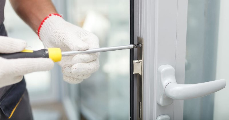Сервисное обслуживание окон Кыштым. Цена  от 379 руб.